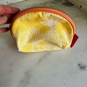 Lilly Pulitzer yellow pineapple cosmetic bag